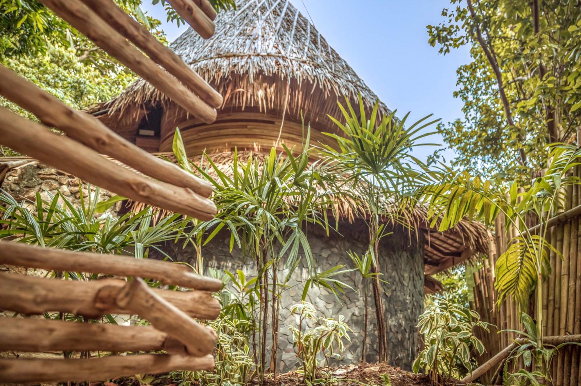 Somewhere Only We Know Resort Baan Khai Exterior photo